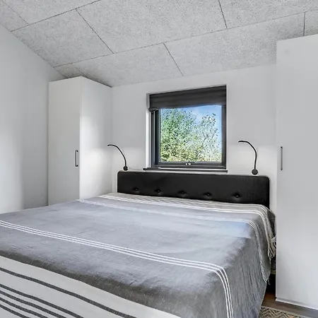 4 Bedroom Stunning In *