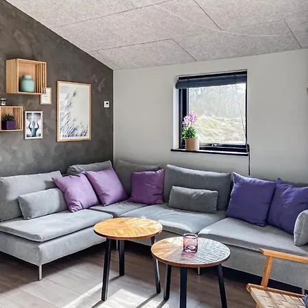 4 Bedroom Stunning In * Ålbæk